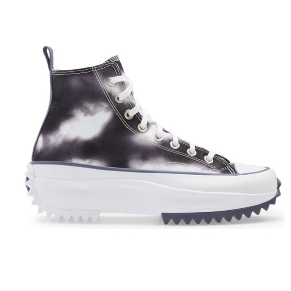 Converse Run Star hike high top platform sneaker New - Picture 3 of 6